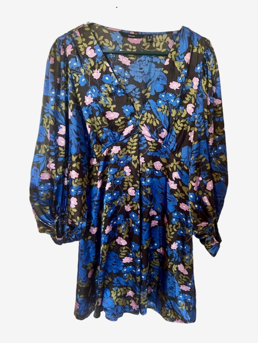 Vero Moda Satin Floral V-Neck Long Sleeve Cocktail Party Dress